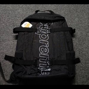 Supreme FW 18 backpack